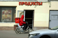 Для курьеров хотят ввести ответственность за доставку алкоголя