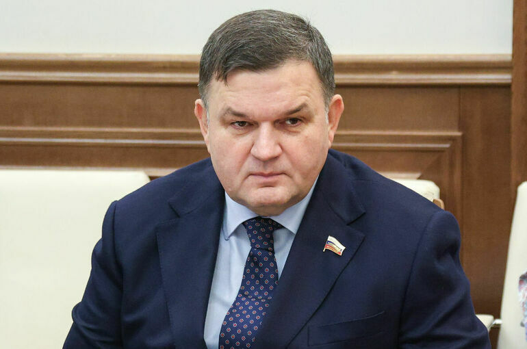 Сенатор заявил о необходимости сплотиться для решения национальных задач