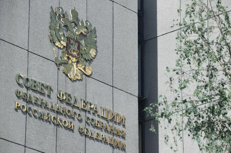 Сенаторы внесут изменения в законы после трагедии в новокузнецком роддоме