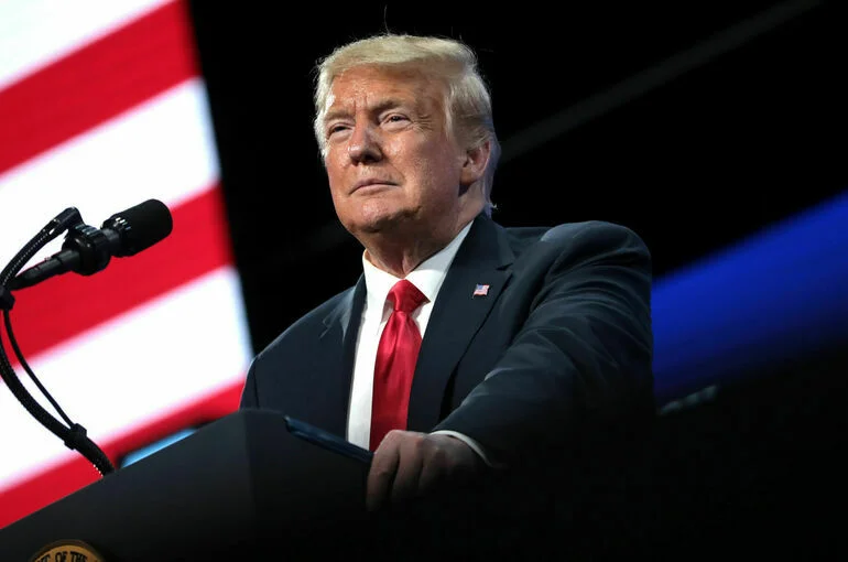 Год «огненного Дональда»: что обещал и что сделал президент Трамп