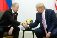 FT: Трамп стремится сохранить теплые отношения с Путиным