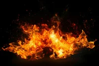 Многоквартирный дом загорелся в Адыгее после прилета беспилотника