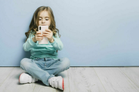 Депутат предложил запретить соцсети детям до 14 лет