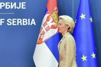 Европарламент отклонил третий вотум недоверия фон дер Ляйен