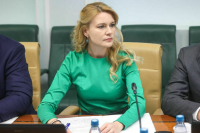 Сенатор Лантратова рассказала, как проходят выборы в Уганде