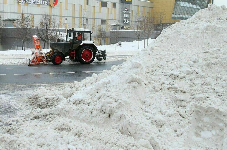 Роскосмос показал снежный циклон, который накроет Москву