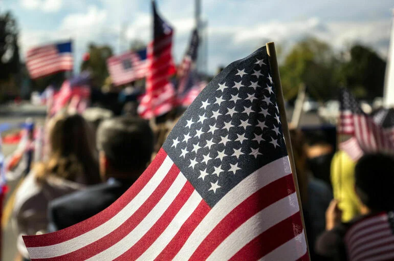 Социолог: политика Трампа вызывает недовольство у избирателей и неуверенность у союзников США