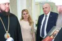 Сенатор: Восстановленные во Владимире иконы вернули в кафедральный собор Луганска