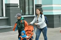 Матерям-героиням компенсируют расходы на оплату домашних телефонов