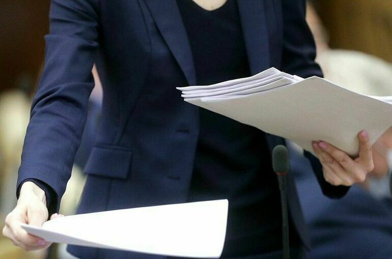 Рособрнадзор объявил предостережения 11 вузам