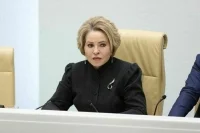 Матвиенко считает необходимым создать единый список разрешенной школьной еды