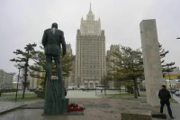 МИД: РФ исходит из того, что стороны по ДСНВ больше не связаны обязательствами