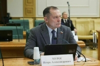 Сенатор Мурог: Школьников необходимо учить финансовой грамотности