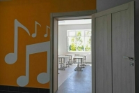 В 2026 году в российских школах начнут оснащать кабинеты музыки и рисования 