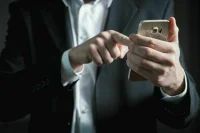 В Минцфиры хотят смягчить запрет на входящие международные звонки