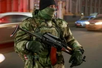 Эксперт считает, что нужно усилить охрану военачальников