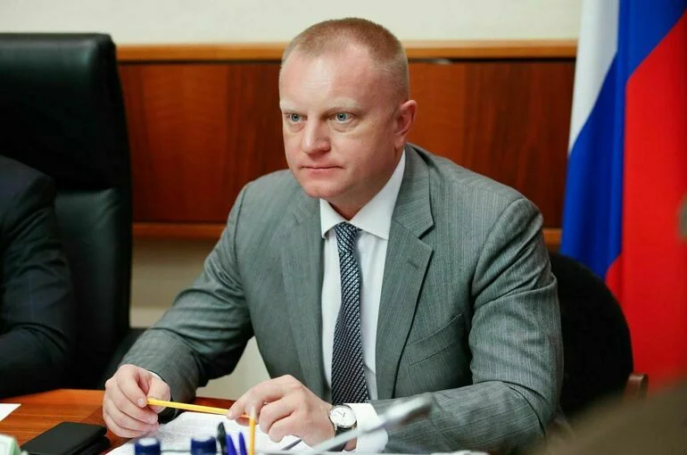 Депутат выступил против возложения на учителей контроля за соцсетями школьников