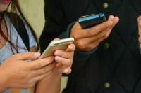 Операторов связи хотят обязать маркировать международные вызовы
