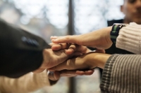 В России примут программу по пожизненному сопровождению аутистов