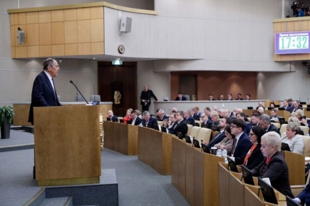 Володин вручил Лаврову Медаль Государственной Думы