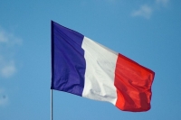 Политолог считает, что Макрон говорит о диалоге с РФ ради будущей карьеры