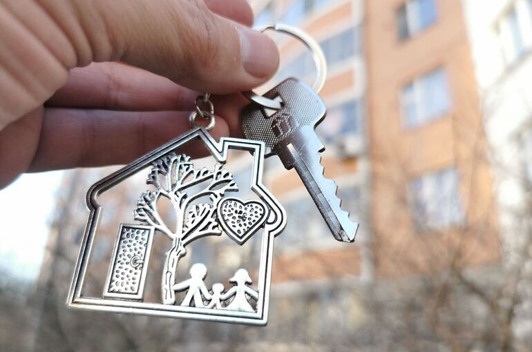 Путин поручил подготовить проект дифференциации ставки по семейной ипотеке