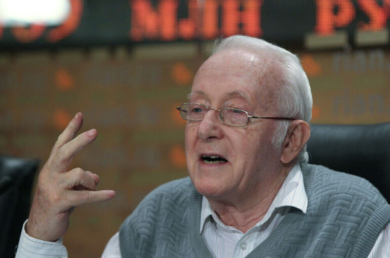 Российский историк Рой Медведев скончался в возрасте 100 лет