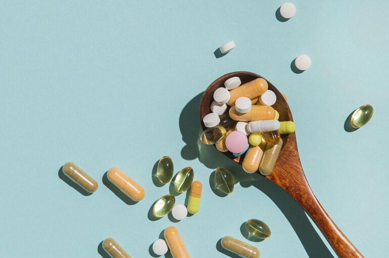 Роспотребнадзор заблокировал около тысячи сайтов с информацией о запрещенных БАДах