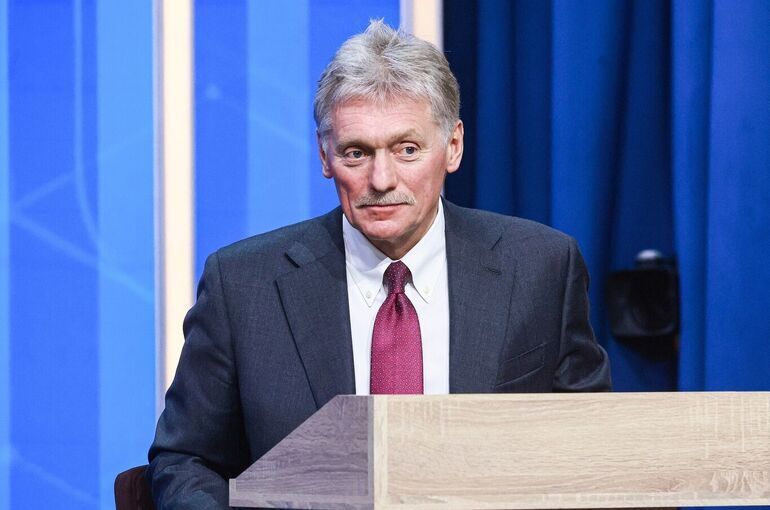 Песков: Путин в России популярен среди граждан всех возрастов