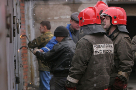 Спасателям и пожарным предложили поднять оклады