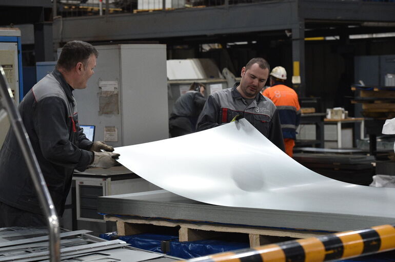 В Роструде разъяснили, когда на сотрудника могут возложить чужую работу