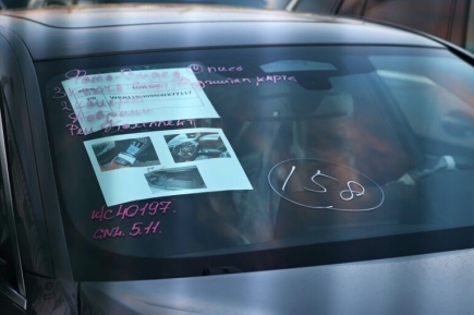 Россиян могут оштрафовать на сотни тысяч рублей за покупку авто у иностранцев