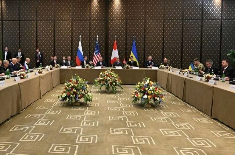 РИА Новости: Начались переговоры России, США и Украины в Женеве