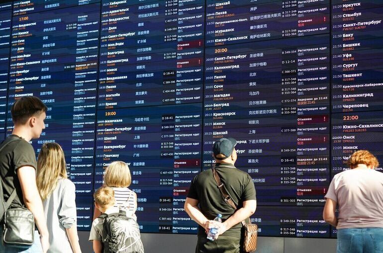 Минтранс предупредил о корректировке в работе аэропортов из-за аномального снегопада