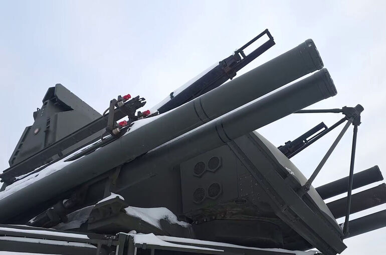 Над шестью регионами России ночью перехватили 113 украинских дронов