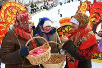 Пятый день Масленицы, Тещины вечерки: традиции и приметы