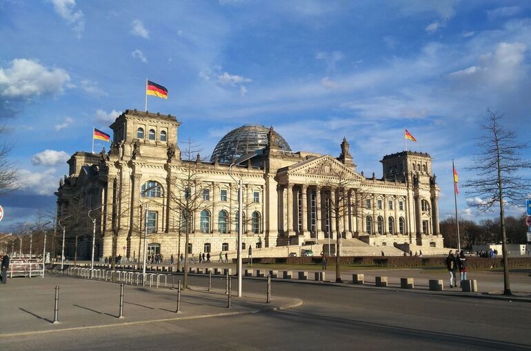 Мерц: Конфликт на Украине завершится при истощении одной из сторон