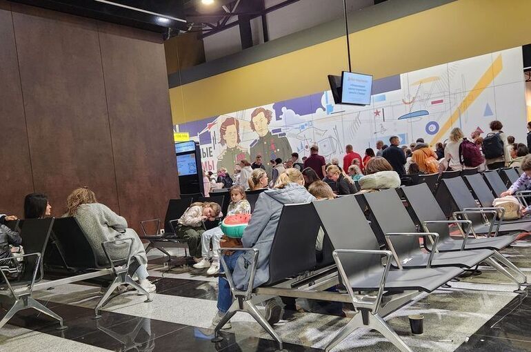 В трех аэропортах ввели ограничения из-за беспилотников