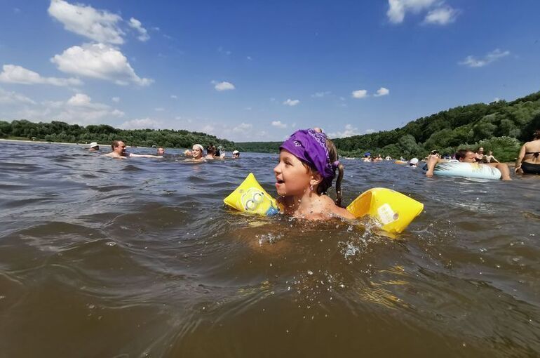 Президент подписал закон об ответственности губернаторов за летний детский отдых