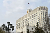 Мишустин: Кабмин держит на особом контроле тему пенсий и строительства школ