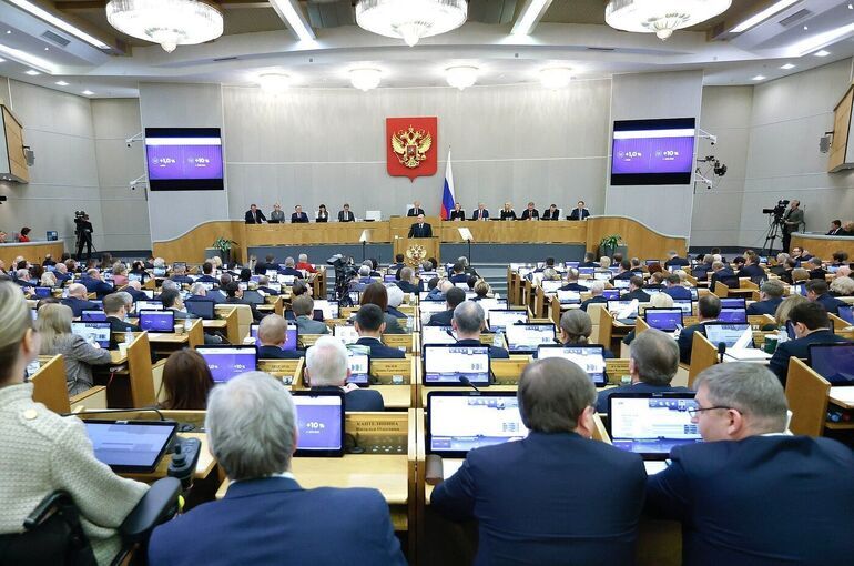 Мишустин поблагодарил Госдуму за откровенный и профессиональный диалог