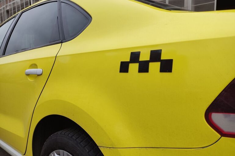 Жизнь пассажиров такси застрахуют на два миллиона рублей