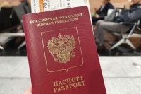 Запись о детях в загранпаспорте предлагают отменить