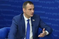 Депутат Леонов: Нужно сократить число пришкольных лагерей в пользу загородных