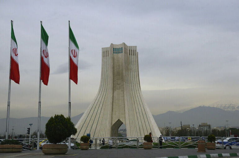 Глава академии наук, внук Рухоллы Хомейни или прямой наследник: кто возглавит Иран после Али Хаменеи