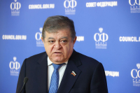 Сенатор заявил о риске конфликта с непредсказуемыми последствиями в Иране