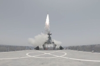 КСИР объявил о 12-м запуске волны ракет по объектам США и Израиля