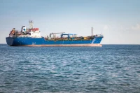 В Средиземном море загорелся санкционный СПГ-танкер после удара беспилотника