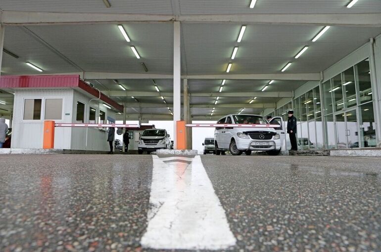 Трутнев: Строительство погранпереходов на Дальнем Востоке ведется с отставанием