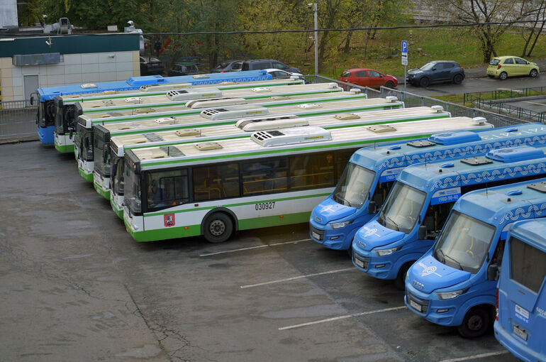 Депутат предложил штрафовать за жару и холод в общественном транспорте